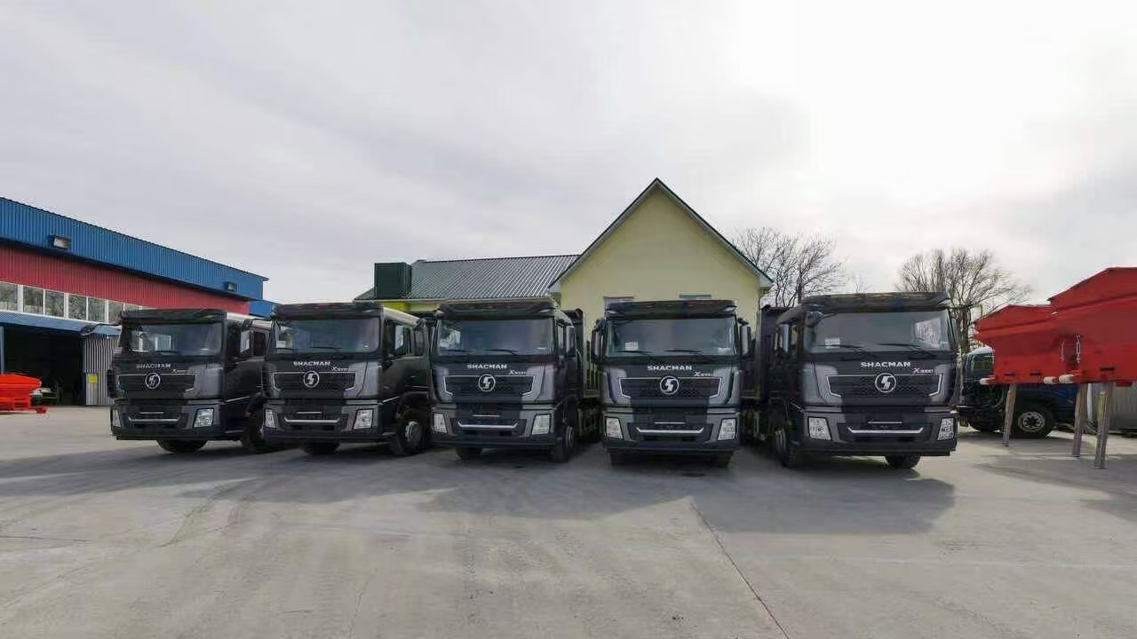 Shaanxi Automobile Dellonghi X3000, погон тип 6x4 со меѓуоскино растојание од 3975+1400мм,