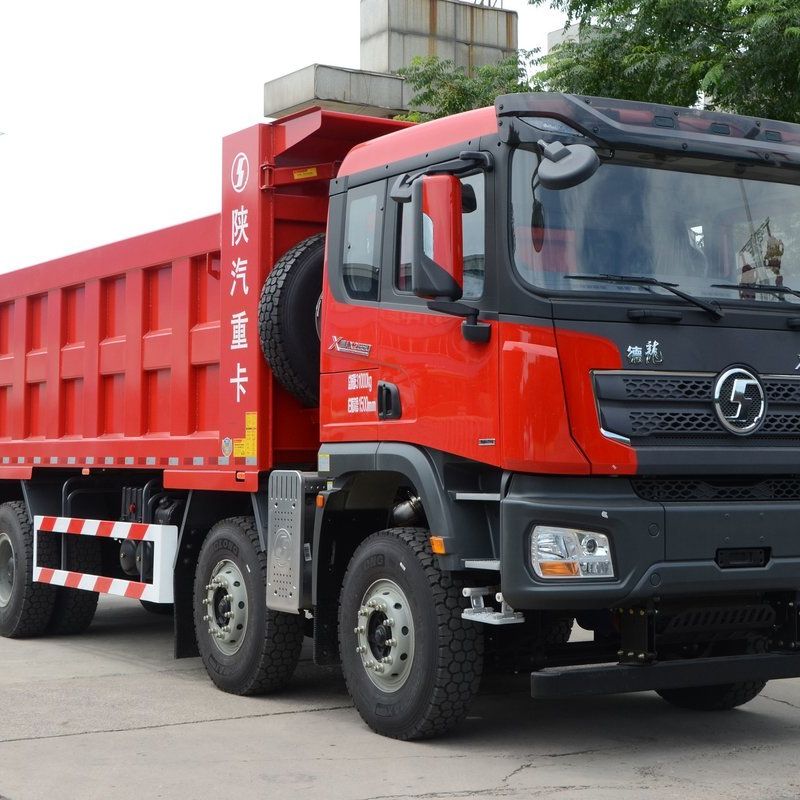 Како дампните приколки со високи перформанси ја зголемуваат продуктивноста и ги обликуваат идните трендови за транспорт?